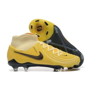 Ֆուտբոլային խաղակոշիկ — Nike Phantom